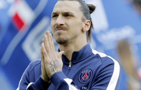 世界杯决赛-新进攻风暴，阵容升级引领赛事新格局